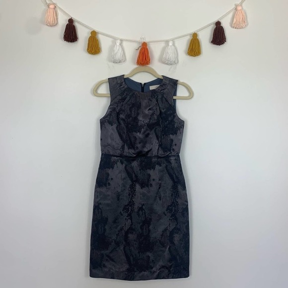 LOFT Ruched Neck Charcoal Gray Sleeveless Sheath Dress 2P - Picture 1 of 8